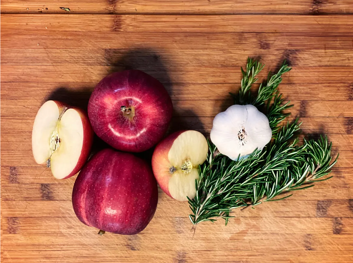 Apple Rosemary Habanero Hot Sauce (Medium)