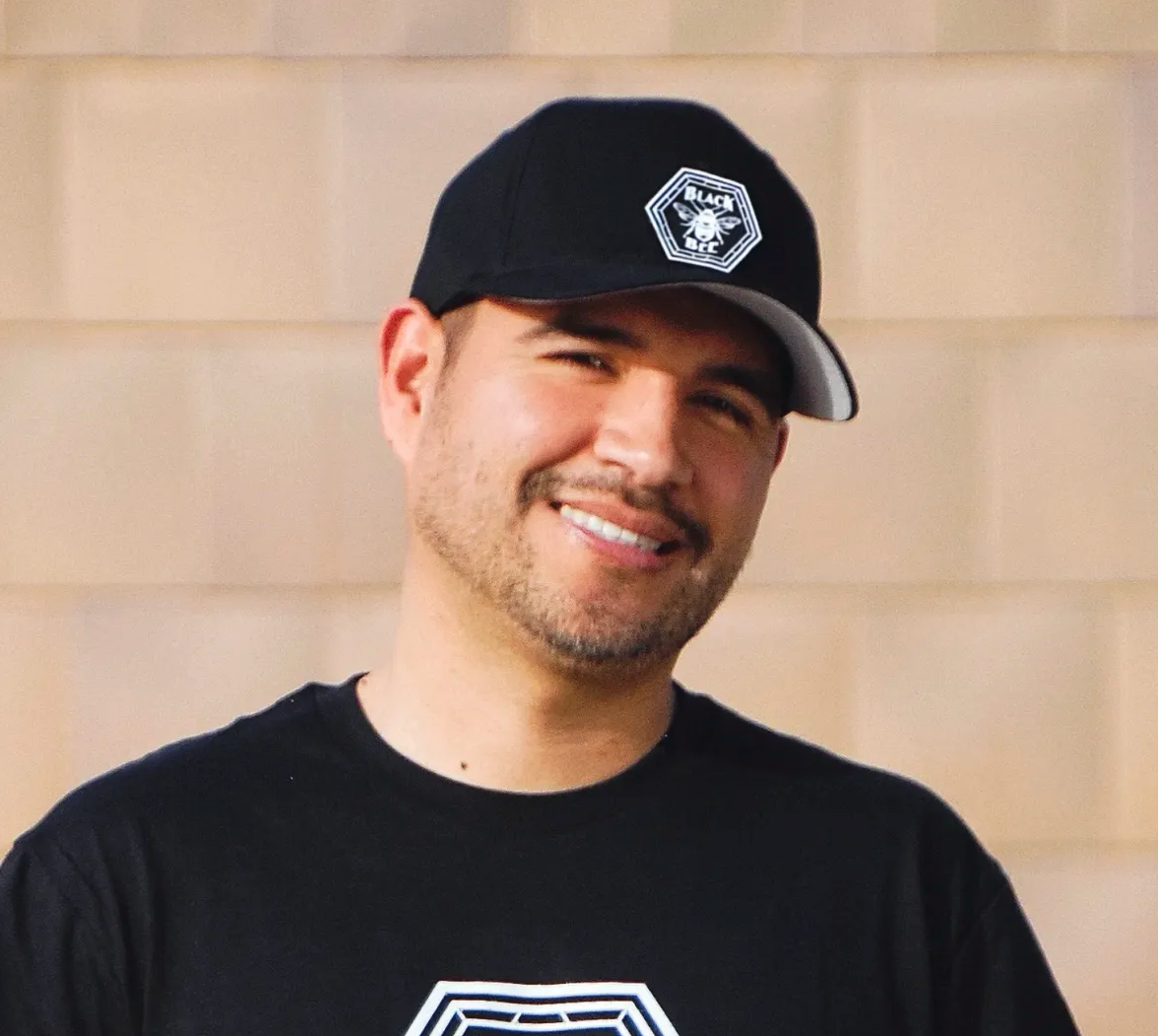 Baseball Cap w/White Logo (Flexfit)